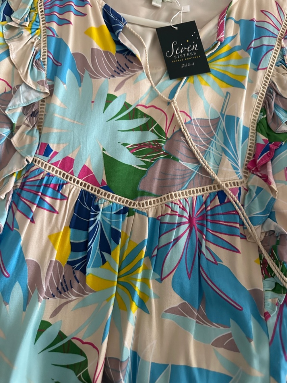 Jade Melody Tam vacay dress Tropical Print Ruffle Dress in Lg.